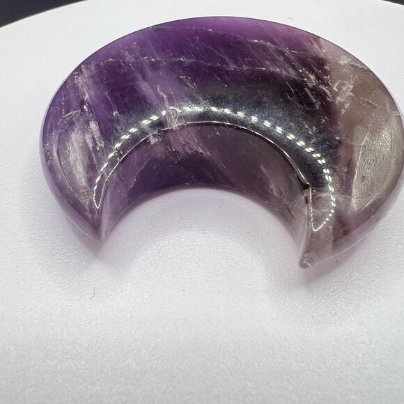 Amethyst Crystal Crescent Moon Carving Meditation Stone - Picture 4 of 10